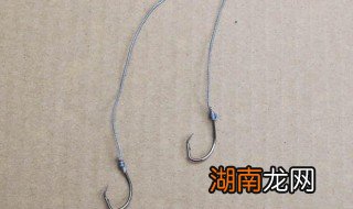 双钩子线打结方法图解 双钩子线打结方法