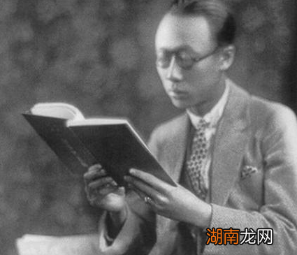 清朝皇帝到底会不会说满文 后来为什么不同满文了