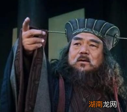 王允除了董卓策反了吕布,可后来也做了糊涂事