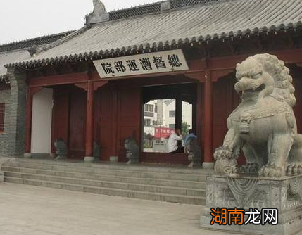 古代漕运总督手中有实权吗 漕运总督的工资很低吗