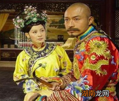 代善作为努尔哈赤的长子 代善为什么还支持皇太极夺位