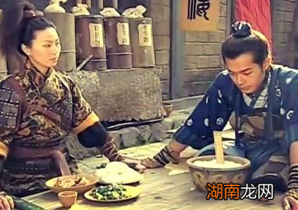 古代穷人吃不起盐为什么要去厕所找盐 其实道理很简单