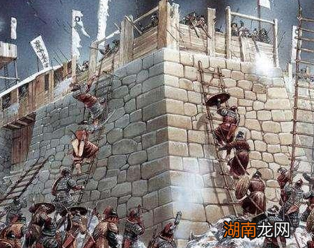 古代第一个爬上城墙的士兵能够得到什么好处 难怪古人会前赴后继