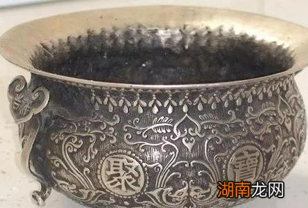 和珅和沈万三相比 究竟谁才是真正的富豪