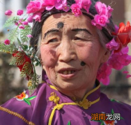 俗话说父母之命媒妁之言 这个媒妁在古代婚姻中扮演着什么角色