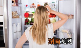 冰柜边角怎么清理灰尘图片 冰柜边角怎么清理灰尘