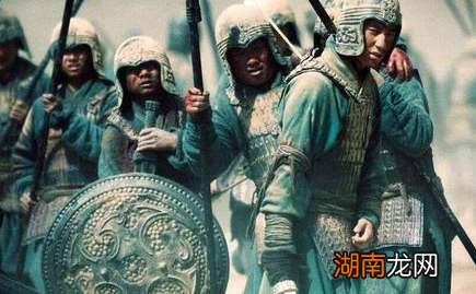 古代打完仗之后为什么不能直接脱盔甲 直接脱盔甲会死是不是真的