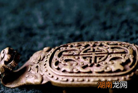 古代小小的腰牌就可以进出皇宫 为什么没人伪造进宫行刺皇帝