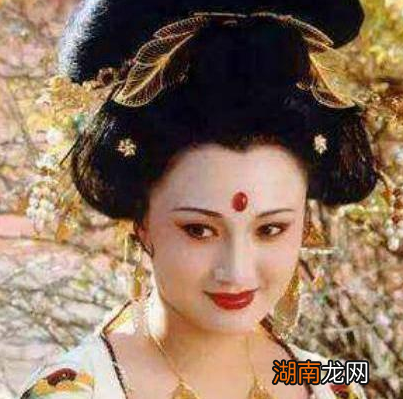 古代炎炎夏日 身为胖子的杨贵妃是怎么避暑的