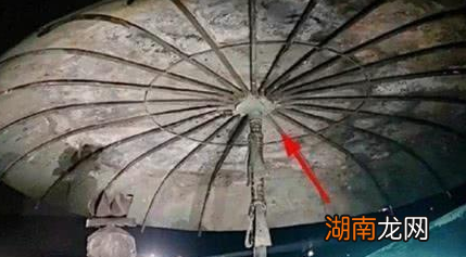 秦始皇铜车马上面的伞那么简单吗 事实证明并不是伞那么简单