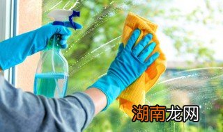 窗户缝隙脏怎么清理 窗户缝隙脏怎么清理干净