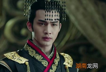 秦始皇为什么胡亥而不是扶苏 秦始皇为什么要扶苏去守边疆