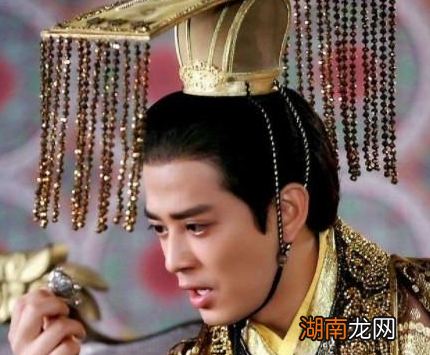 古代嫡长子如果是双胞胎 皇位又是如何传承的