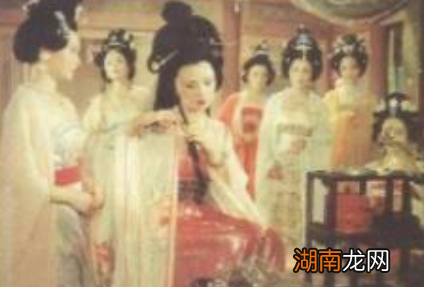 揭秘古代石榴裙 古时候的石榴裙到底是什么样的裙子