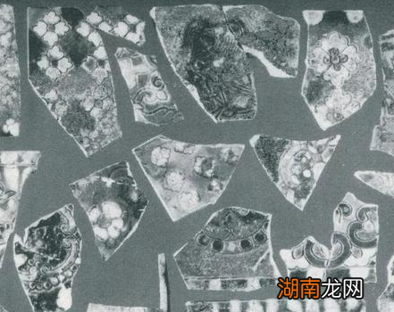 唐三彩一般都出现在什么情况下的 唐朝是不是冥器