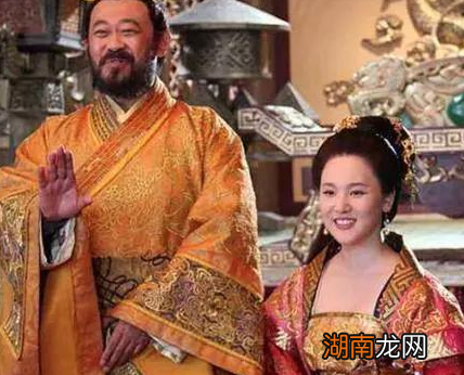 武则天狠起来连儿子女儿都杀 武则天为什么不敢杀程咬金