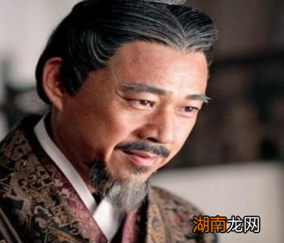 曹操修建铜雀台真的是囚禁大乔和小乔吗 其实并不是这样的