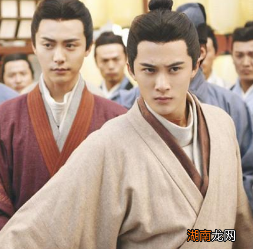 功臣临死前司马炎问他要什么,他为何只要了一块荒地?