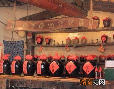 古人喝酒都是千杯不醉的 古代的酒放到现在是多少度