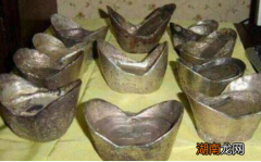 古代太监的工资是多少？宣读一次圣旨还有额外收入？