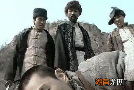 俗话说秀才造反,三年不成 古代秀才造反到底是什么样的