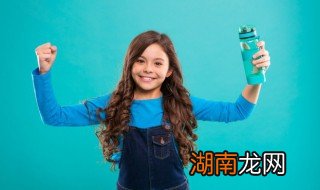 水杯上的盖子怎么清洗掉了 水杯上的盖子怎么清洗掉