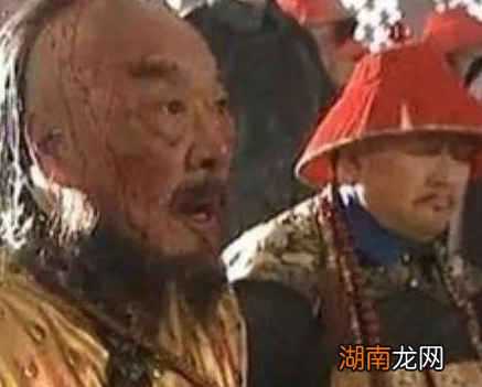 鳌拜死后他的妻子和孩子怎么样了 康熙是怎么对待他们的