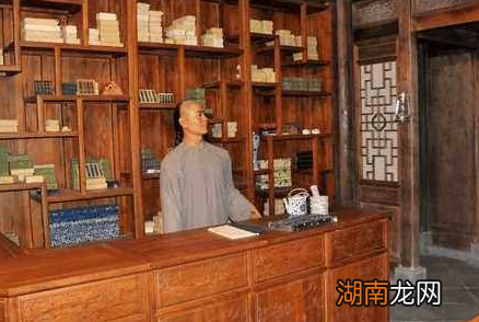 古代丐帮的老大生活是什么样的 他们不乞讨钱是怎么来的