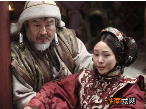 成吉思汗有多专一?妻子被敌人玷污生下一子后他视如己出