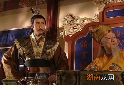 如果建文帝换成朱标来削藩 朱棣还敢不敢造反