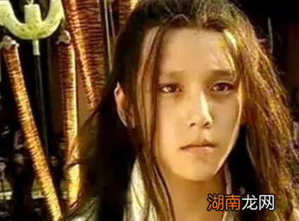 秦始皇说话为什么会发出类似于豺狼的声音 秦始皇为什么选择出游