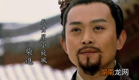 武松当上都头后的一年俸禄是多少 换做现在是多少人民币