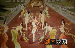 神龙政变后武则天退位,为何武氏一族却受到了封赏?