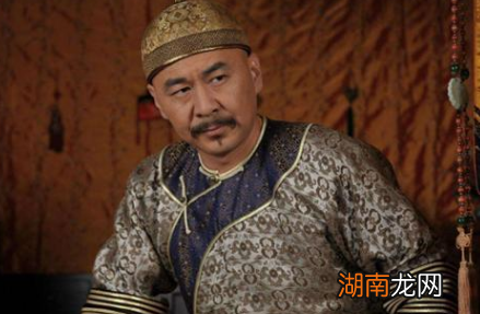 和珅敛财无数,他死时的罪名是什么?