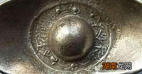 包拯作为清官工资到底有多少 换做是你, 你也不会贪的