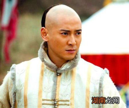 多尔衮大权在握，他为什么始终不称帝？