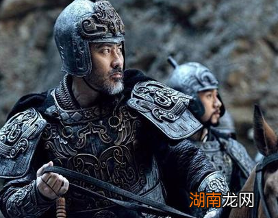 既然三国后期存在谋士和武将 罗贯中为何不写三国演义的后半部分