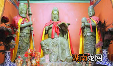 清朝为何特别崇拜关羽？连孔子都比不上？