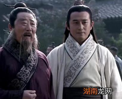 屈原变法和商鞅变法相比 屈原为什么还受到贵族排挤