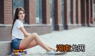 白t恤怎么清洗 白色t恤的正确清洗方法