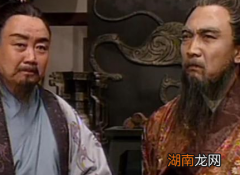 贾诩在赤壁之战为什么不献计 难道说贾诩不想曹操获胜吗