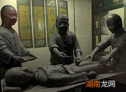 古代太监到底是什么样的存在 除了身上的痛苦还有心理的折磨