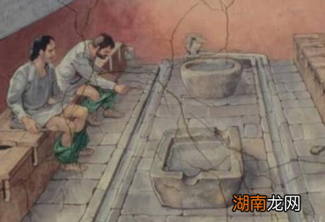 在没有纸的古代 古人上完厕所是怎么擦屁股的