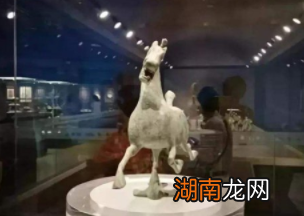 马踏飞燕是什么?马踏飞燕为什么不拍正面照?