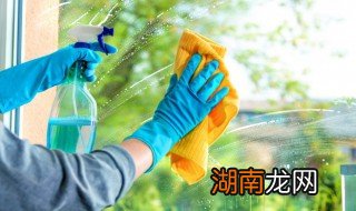 窗户架怎么清理,怎样卸下纱窗架子