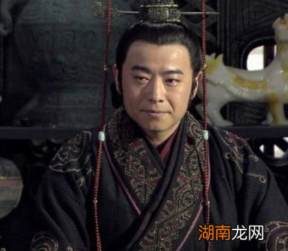 赵王迁为什么会中计杀了李牧 一为军权,二为王权