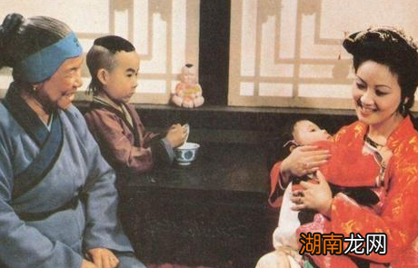 古代七品知县一年俸禄是多少钱 换做现在是多少人民币