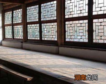 古代后宫中妃子生活是什么样的 妃子真的每天绫罗绸缎山珍海味吗