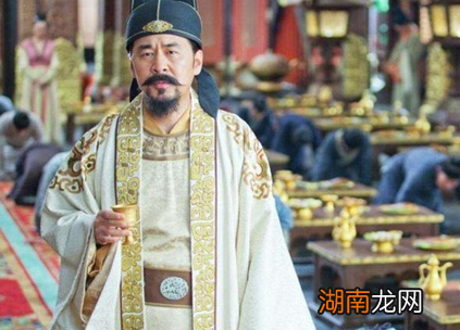 唐朝宰相到了晚上是不用加班 这里面具体是什么情况