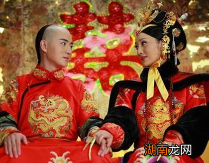 清朝皇帝为什么都寿命一个比一个短 甚至最后连后代都没有